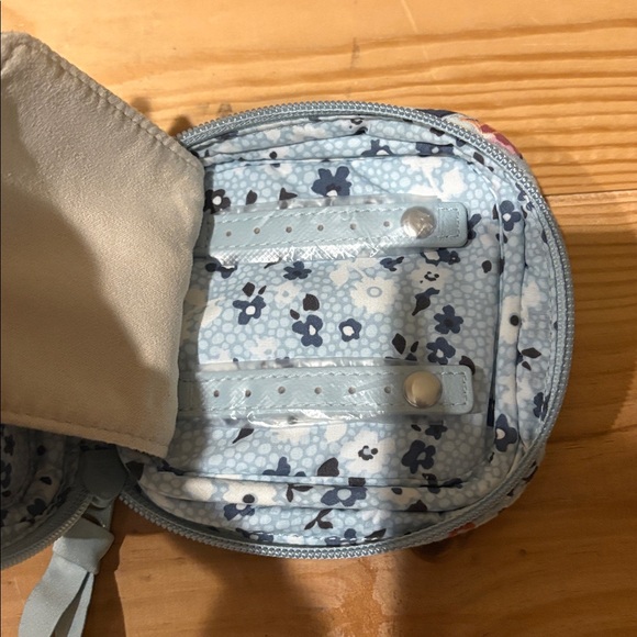 Vera Bradley Floating Garden Blue Floral Hanging Toiletry Bag & Jewelry Case EUC - Picture 14 of 14